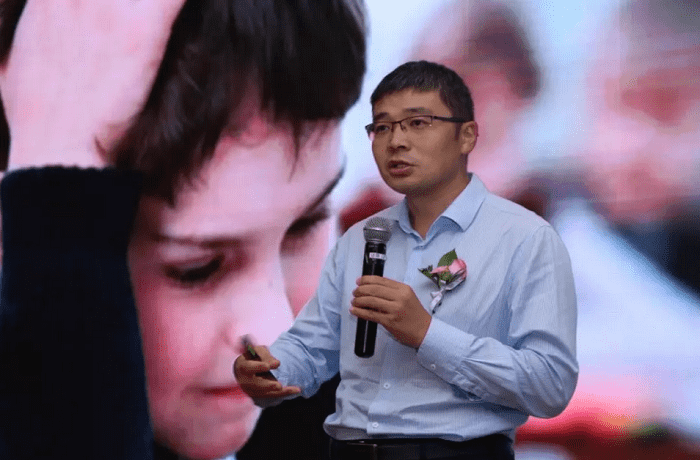 陕西智华信科技有限公司CEO、国家教育信息化标准委员会委员、阿里巴巴教育行业专家耿化龙——《基于学习空间的教学历程图景》